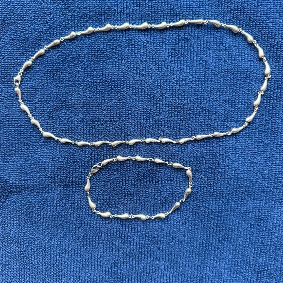 Tiffany mini Teardrop Necklace/Bracelet Sterling Silver - Picture 1 of 3